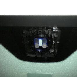 PARABREZZA VERDE C/SENSORE+FINESTRELLA PER MERCEDES CLASSA C W204 06/2007-12/2010