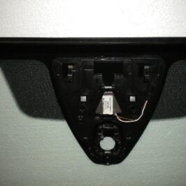 PARABREZZA INCAPSULATO VERDE ACUSTICO C/SENSORE +SERIGRAFIA MODIFICATA PER VW ARTEON 01/2017>