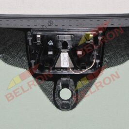 PARABREZZA INCAPSULATO VERDE C/FASCIA +SENSORE +CAMERA +FINESTRELLA PER AUDI Q2 01/2016> OE 81A845099FNVB