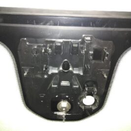 PARABREZZA INCAPSULATO VERDE ACUSTICO SENSORE+VIN PER MASERATI GHIBLI 4PORTE 2018> OE 673006971