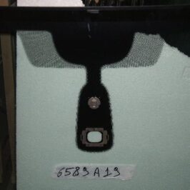 PARABREZZA INCAPSULATO VERDE ACUSTICO C/SENSORE+FINESTRELLA PER PEUGEOT 3008 01/2009>/5008 01/2009> OE 1618181880