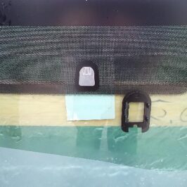 PARABREZZA VERDE ACUSTICO C/SENSORE MODIFICATO PER MAZDA 5 2013> OE CG25639009D