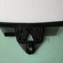 PARABREZZA VERDE INCAPSULATO ACUSTICO C/SENSORE+CAMERA PER AUDI Q3 07/2018> OE 83A845099FNVB