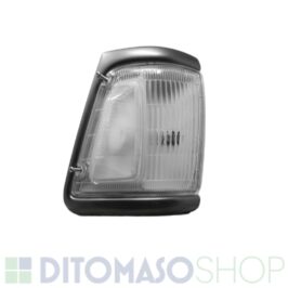 FANALINO ANTERIORE DX BIANCO PER TOYOTA HI LUX PICK UP RN 85 2WD 01/1989>12/1997