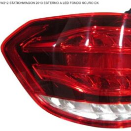 FANALE POSTERIORE DX ESTERNO A LED BIANCO-ROSSO FONDO SCURO PER MERCEDES CLASSE E W212 03/2013> [OE A2129061803]