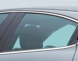 VETRO SCENDENTE PORTA POSTERIORE SX VERDE PER ALFA ROMEO GIULIETTA 01/2010> OE 50529957