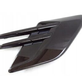 GRIGLIA NERO LUCIDO PARAFANGO ANTERIORE DX PER RANGE ROVER SPORT 10/2017> OE LR098787