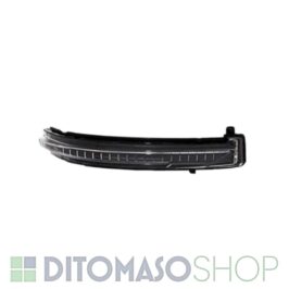 FANALINO RETROVISORE DESTRO NERO PER NISSAN QASHQAI 2014>