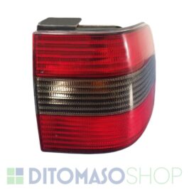 FANALE POSTERIORE DX FUME'/ROSSO PER VW PASSAT BERLINA 11/1993>10/1996 [OE 3A5945112B]