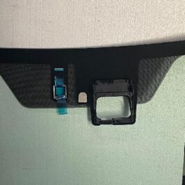 PARABREZZA VERDE ACUSTICO C/SENSORE +CAMERA +FINESTRELLA PER SUZUKI VITARA 04/2015>