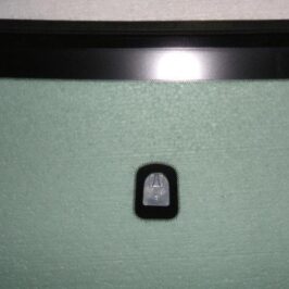 PARABREZZA INCAPSULATO VERDE C/FINESTRELLA PER OPEL ADAM 03/2013-