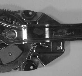 MECCANISMO DX ELETTRICO POSTERIORE PER BMW S3 BERLINA/SW 12/1990>04/1998 [OE 51348119776]