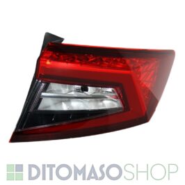 FANALE POSTERIORE ESTERNO DX PER SKODA KAROQ 01/2017> OE 57A945711