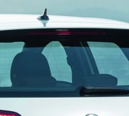 LUNOTTO VERDE TERMICO C/ANTENNA PER VW GOLF BERLINA 10/2012>