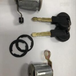 CP.CILINDRETTI PORTA BERLINGO 03>08CON CHIAVE