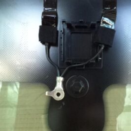 PARABREZZA VERDE RISCALDATO C/VIN PER FORD B-MAX 01/2012> OE 1809817