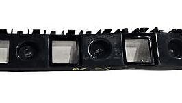 STAFFA PARAURTI POSTERIORE DX PER MG ZS 08/2020> OE 10229102