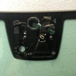 PARABREZZA VERDE RISCALDATO C/SENSORE +CAMERA PER VW GOLF 7 10/2012>