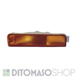 FANALINO ANTERIORE DESTRO PER NISSAN TERRANO 01/1993>10/1996 OE 261300W025