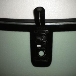 PARABREZZA INCAPSULATO VERDE RISCALDATO C/SENSORE+FINESTRELLA PER CITROEN C3 AIRCROSS 01/217> OPEL CROSSLAND X 01/2017> OE 39193757