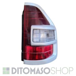 FANALE POSTERIORE DESTRO CORNICE BIANCA 3 CONNETTORI PER MITSUBISHI PAJERO 01/2001>12/2002 OE MR508504