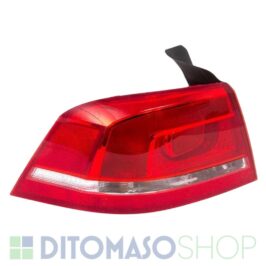 FANALE POSTERIORE SX ESTERNO PER VW PASSAT BERLINA 10/2010>12/2013 [OE 3AE945095C]