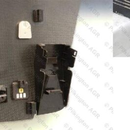 PARABREZZA VERDE RISCALDATO FASCIA BLU+SENSORE+CAMERA+VIN PER KIA CARENS 01/2013> OE 86111A4170