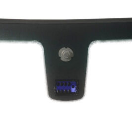 PARABREZZA INCAPSULATO VERDE SENSORE+VIN PER BMW X3 E83 01/2004> OE 51313402143