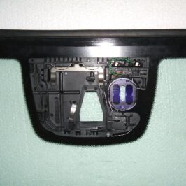 PARABREZZA INCAPSULATO VERDE RISCALDATO C/SENSORE+CAMERA+ANTENNA PER MERCEDES CLASSE E W212 05/2009>02/2013