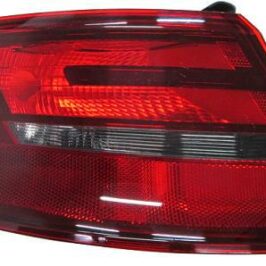 FANALE POSTERIORE DX ESTERNO PER AUDI A3 5PORTE 04/2012> [OE 8V4945096]