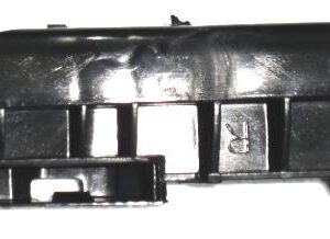 STAFFA PARAURTI ANTERIORE DX PER TOYOTA YARIS 01/2006>12/2010 OE 5316452020