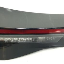 FANALE POSTERIORE INTERNO DX A LED PER TOYOTA YARIS CROSS 09/2020> VALEO OE 815800DB70