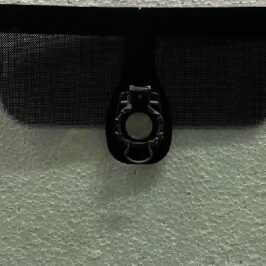 PARABREZZA INCA&egrave;SULATO VERDE ACUSTICO C/SENSORE +FINESTRELLA PER VW JETTA 2016>