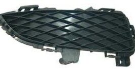 GRIGLIA DX PARAURTI ANTERIORE PER MAZDA3 10/2003>05/2006 - 5PORTE OE BP4K50C11A