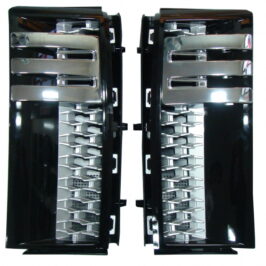 KIT GRIGLIE PARAFANGO DX+SX NERO/SILVER-CROMATO PER RANGE ROVER 01/2010>11/2012 OE LR031232