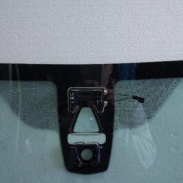 PARABREZZA VERDE SENSORE+LDW+VIN SENZA BASETTA PER BMW S5 GT F07 01/2012> OE 51317333821]