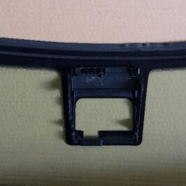 PARABREZZA INCAPSULATO VERDE C/CAMERA PER SUZUKI SWIFT 01/2017> OE 8451052R21000