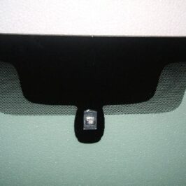 PARABREZZA VERDE ACUSTICO C/BASETTA A BOTTONE+FINESTRELLA+LOGO AIRBAG PER RENAULT CLIO 11/2012>