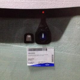 PARABREZZA VERDE C/SENSORE PER CITROEN C-CROSSER-MITSUBISHI OUTLANDER-PEUGEOT 4007 2007> OE 1610870680