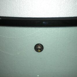 PARABREZZA INCAPSULATO VERDE ACUSTICO C/ANTENNA COUPE' PER AUDI R8 04/2007> OE 420845099FNVB