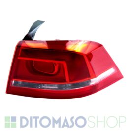 FANALE POSTERIORE DX ESTERNO ROSSO SCURO PER VW PASSAT BERLINA 10/2010>12/2013 [OE 3AE945096D]