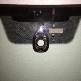 PARABREZZA INCAPSULATO VERDE C/ANTENNA PER SEAT IBIZA 05/2015>12/2016