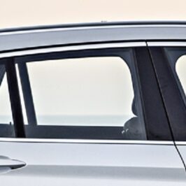 VETRO SCENDENTE VERDE DX C/FORO PORTA POSTERIORE PER BMW X1 2015> OE 51357349498