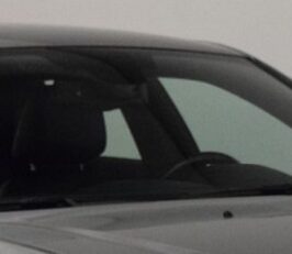 PARABREZZA VERDE C/FINESTRELLA PER CHRYSLER 300C 01/2011> LANCIA THEMA 01/2012> OE K68103292AB