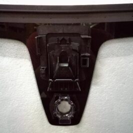 PARABREZZA INCAPSULATO VERDE ACUSTICO RISCALDATO C/SENSORE +CAMERA PER PEUGEOT 208 01/2019>