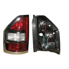 FANALE POSTERIORE SX C/CORNICE CROMATA 3 CONNETTORI PER MITSUBISHI PAJERO 01/2001>12/2002 [OE MR508783]