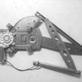 ALZACRISTALLO ELETTRICO ANTERIORE DX PER DAEWOO MATIZ 01/1998>01/2005 [OE 96318070]