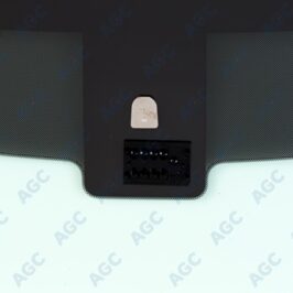 PARABREZZA INCAPSULATO VERDE C/SENSORE PER MAZDA 3 01/2009> OE BBR563900C