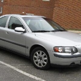 VOLVO S60 00>