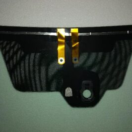 PARABREZZA VERDE ACUSTICO RISCALDATO C/SENSORE PER NISSAN QASHQAI 06/2017>